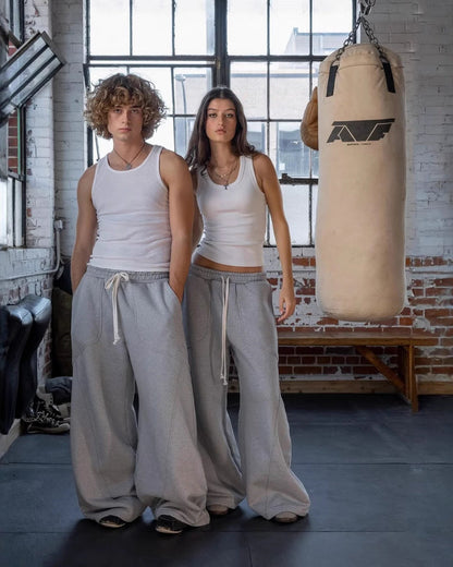 Silhouette Baggy Sweatpants